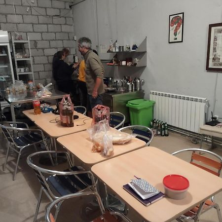 Tumanyan Bathhouse Hostel Екстериор снимка