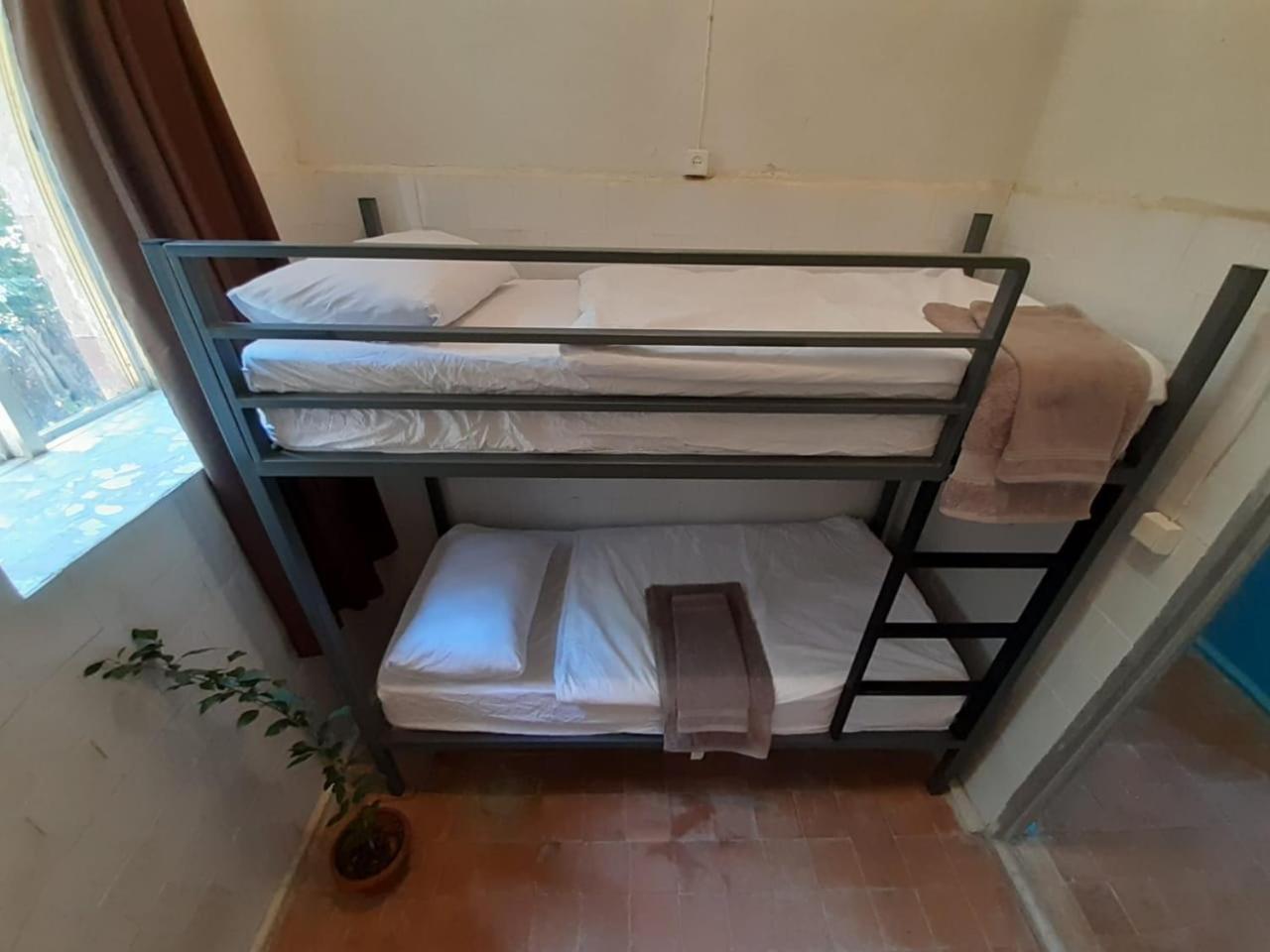 Tumanyan Bathhouse Hostel Екстериор снимка