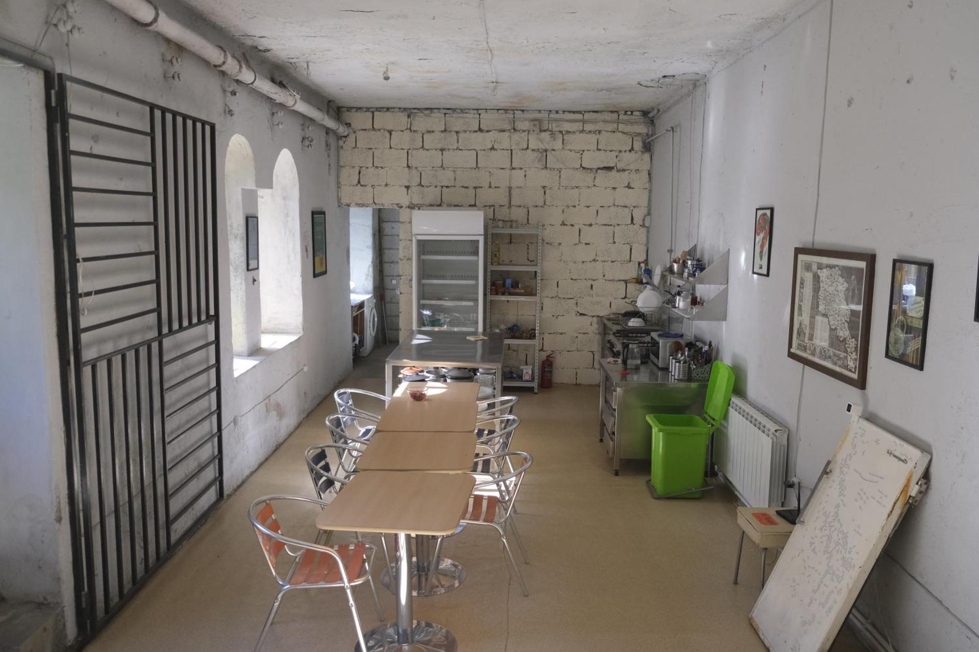 Tumanyan Bathhouse Hostel Екстериор снимка